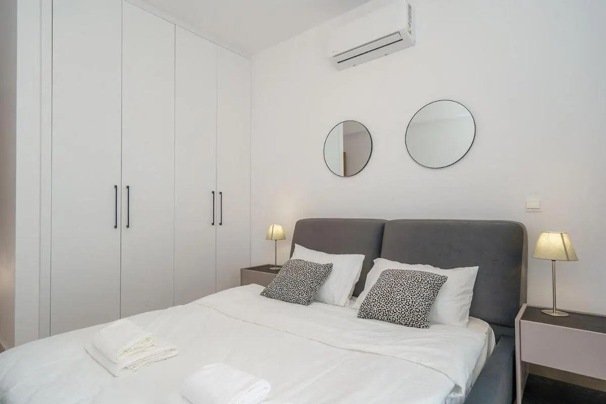 Apartman Kalamon Luxury Suite 105 With Pool Livádia Ciprus